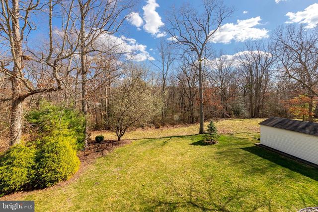 6 MORNINGSTAR CT, Sicklerville, NJ 08081