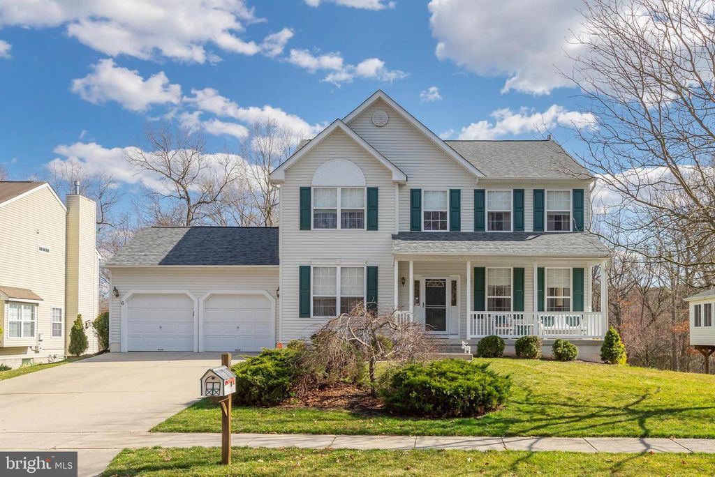 6 MORNINGSTAR CT, Sicklerville, NJ 08081