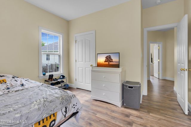 512 Pebble Spruce Court, Jacksonville, NC 28546