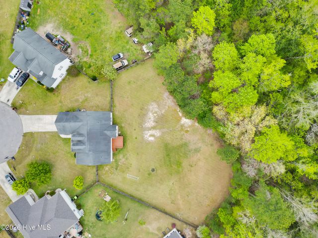 512 Pebble Spruce Court, Jacksonville, NC 28546