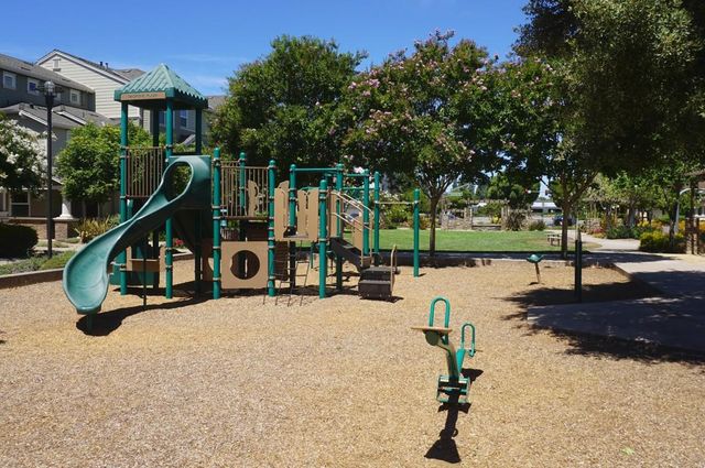 155 Sapphire Lane, Morgan Hill, CA 95037