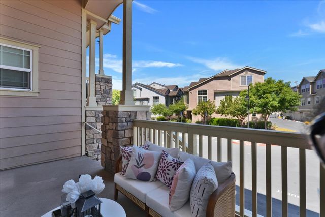 155 Sapphire Lane, Morgan Hill, CA 95037