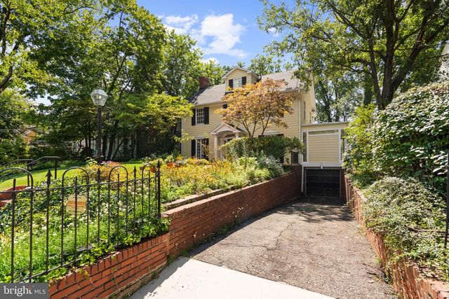 3218 NEWARK ST NW, Washington, DC 20008