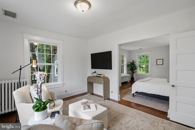 3218 NEWARK ST NW, Washington, DC 20008