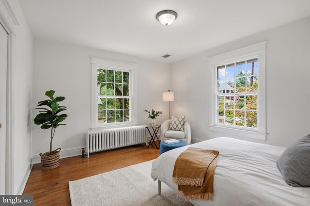 3218 NEWARK ST NW, Washington, DC 20008