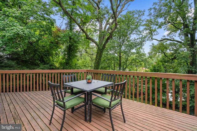 3218 NEWARK ST NW, Washington, DC 20008