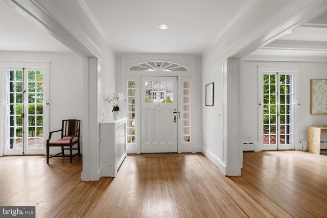 3218 NEWARK ST NW, Washington, DC 20008