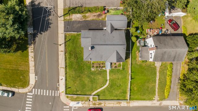 216 Hillside Avenue, Naugatuck, CT 06770