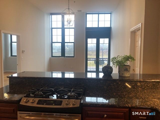 1 Indian Neck Avenue apt 13, Branford, CT 06405