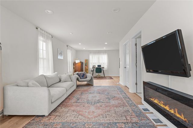 9 Tarklin Street, North Providence, RI 02904