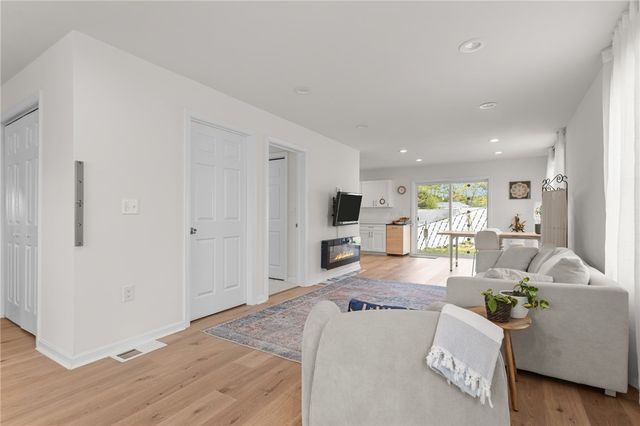 9 Tarklin Street, North Providence, RI 02904