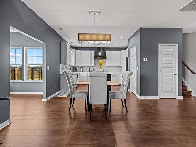 187 Peck LN, Suffolk, VA 23434