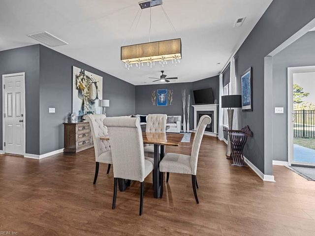 187 Peck LN, Suffolk, VA 23434