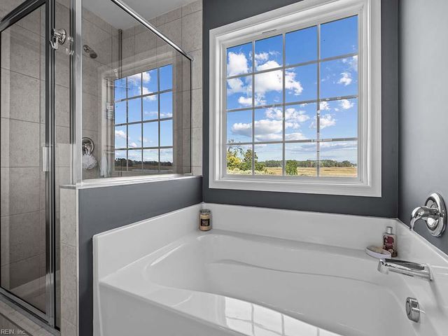 187 Peck LN, Suffolk, VA 23434
