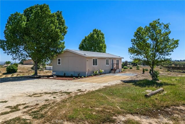 5720 Vista Serrano Way, Paso Robles, CA 93446