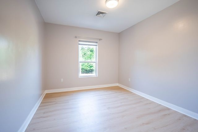 999 Hancock St 202, Quincy, MA 02169