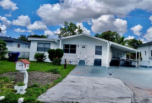 6505 Pines Pkwy, Hollywood, FL 33023