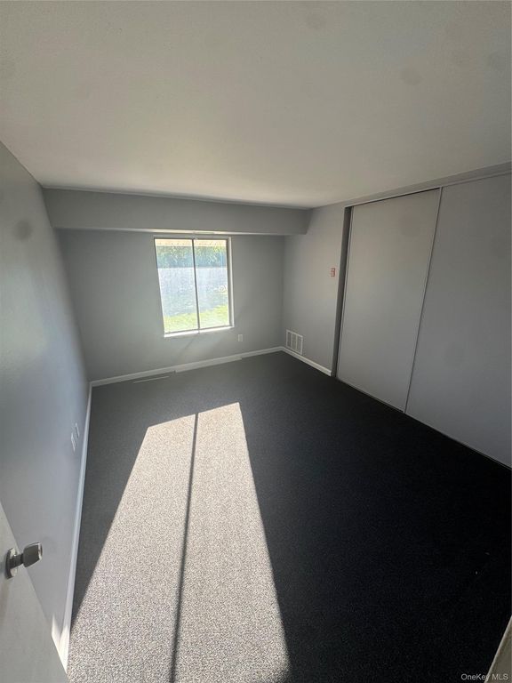 4 Grande CT 4, Coram, NY 11727 — photo 4