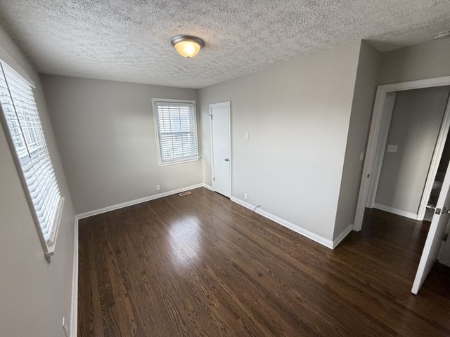 202 Daleview Ave, Gallatin, TN 37066