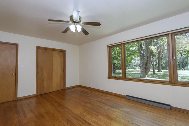 S38W31714 Wern WAY, Waukesha, WI 53189
