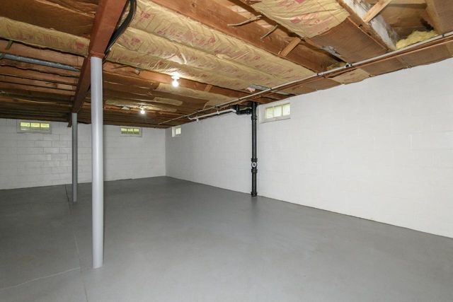 S38W31714 Wern WAY, Waukesha, WI 53189