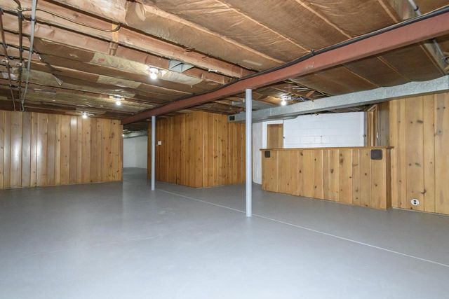 S38W31714 Wern WAY, Waukesha, WI 53189