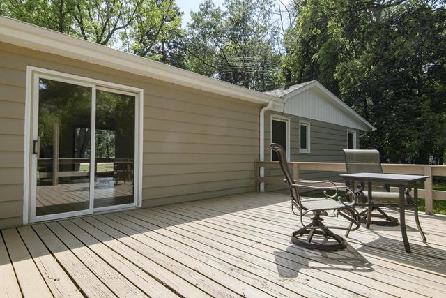 S38W31714 Wern WAY, Waukesha, WI 53189