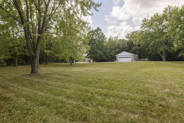 S38W31714 Wern WAY, Waukesha, WI 53189