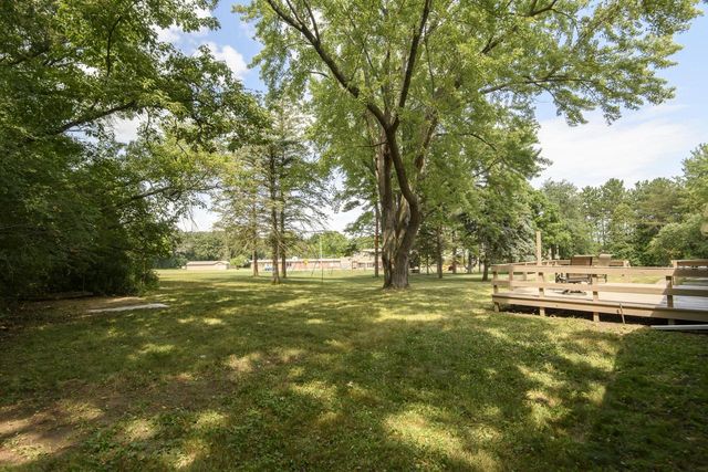 S38W31714 Wern WAY, Waukesha, WI 53189
