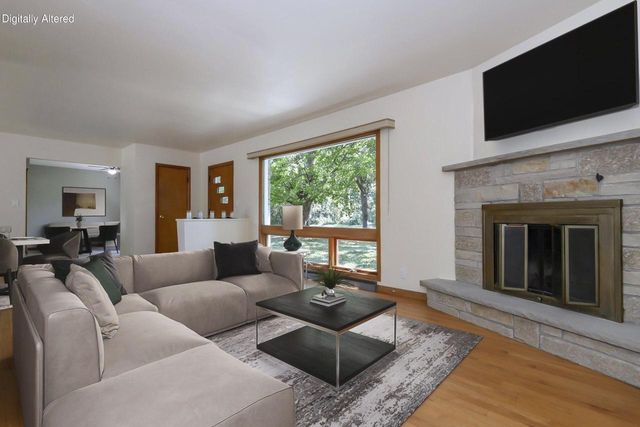 S38W31714 Wern WAY, Waukesha, WI 53189