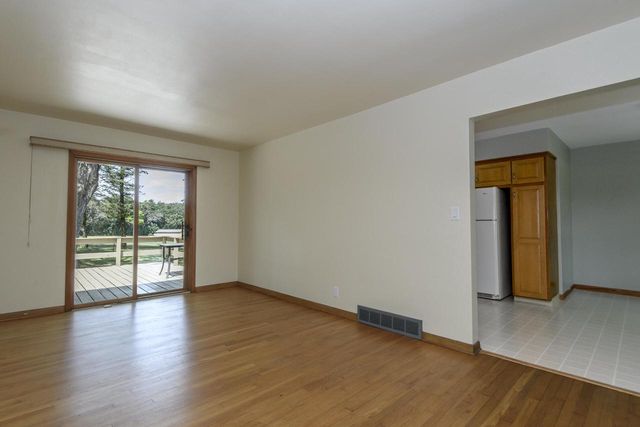 S38W31714 Wern WAY, Waukesha, WI 53189