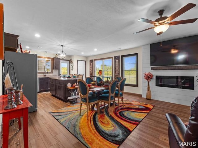 3713 JUSTINE Drive, Granite City, IL 62040