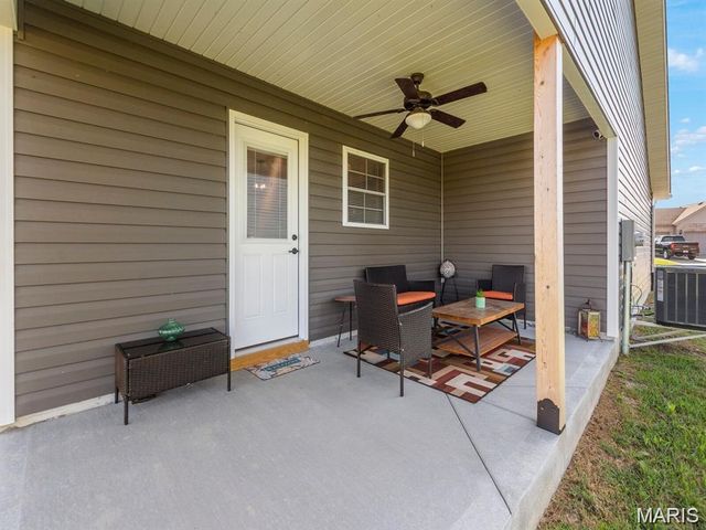 3713 JUSTINE Drive, Granite City, IL 62040