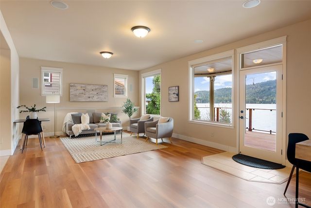 20 Far Summit Place, Bellingham, WA 98229