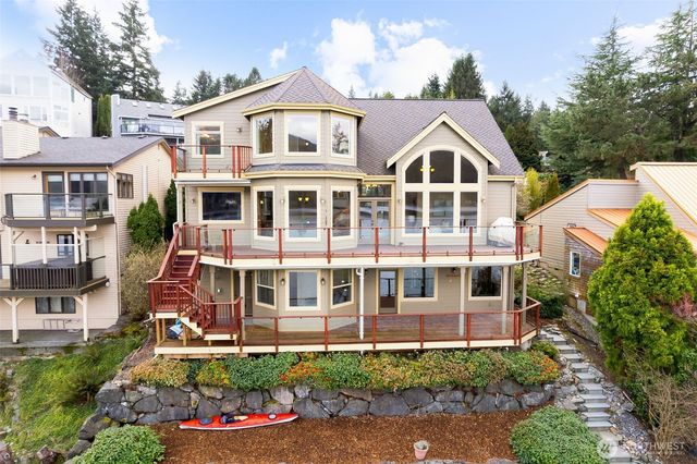 20 Far Summit Place, Bellingham, WA 98229