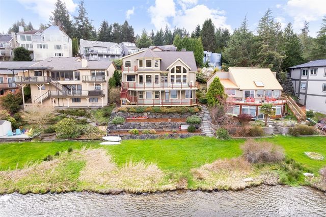 20 Far Summit Place, Bellingham, WA 98229