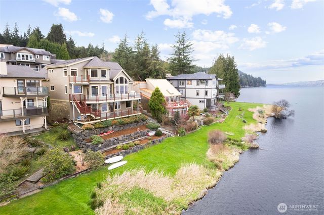 20 Far Summit Place, Bellingham, WA 98229