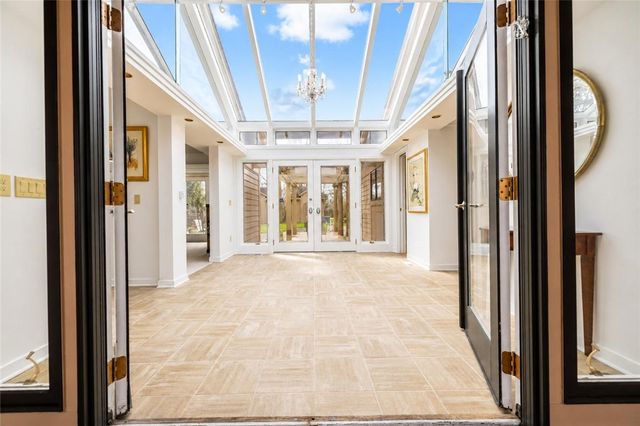 9 Abbey Woods, Pittsford, NY 14534