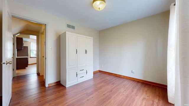 7816 Greenbriar Drive, Evansville, IN 47710