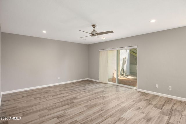 102 W MARYLAND Avenue E1, Phoenix, AZ 85013