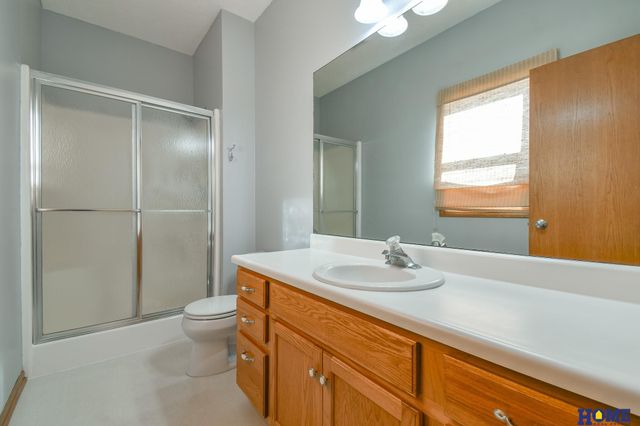 2218 N 82nd Street, Lincoln, NE 68505