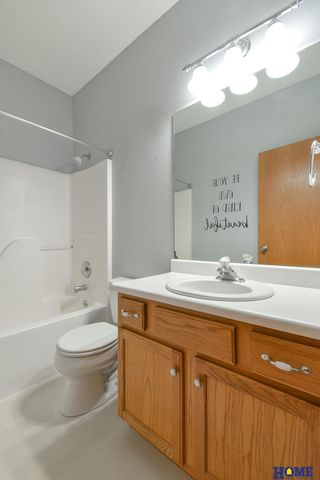 2218 N 82nd Street, Lincoln, NE 68505