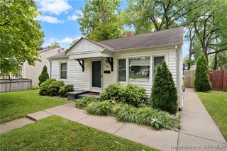 932 E 8th Street, Jeffersonville, IN 47130