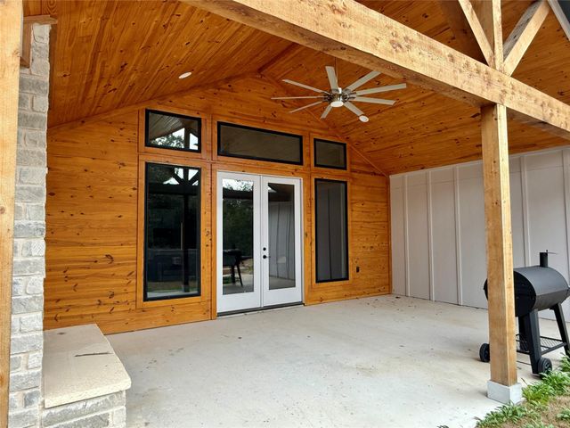 900 Daviot DR, Briarcliff, TX 78669