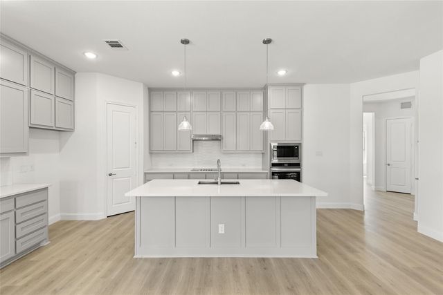 4017 Eagles Bluff Road, Midlothian, TX 76065