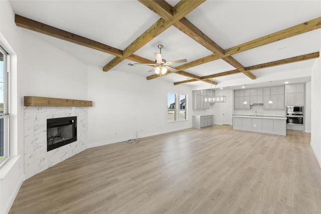 4017 Eagles Bluff Road, Midlothian, TX 76065