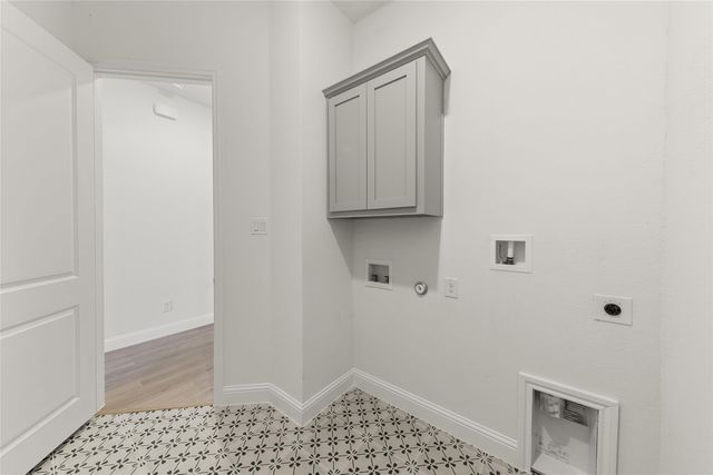 4017 Eagles Bluff Road, Midlothian, TX 76065