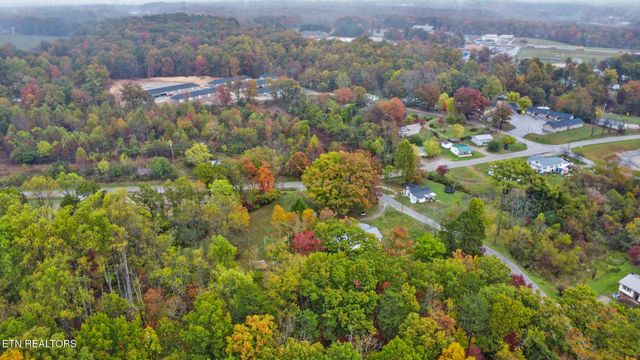 501 Hill Rd, Jamestown, TN 38556