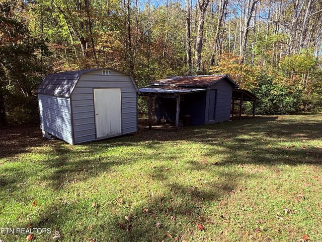 501 Hill Rd, Jamestown, TN 38556