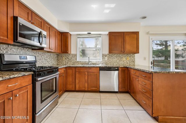 157 Northampton Drive, Holmdel, NJ 07733
